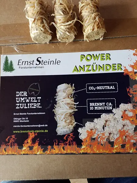 Holzwolle-Anzünder